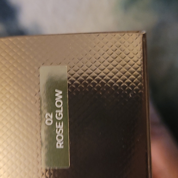 Tom Ford Rose Glow bronzer illuminator face and body free fragrance sample inclu - Picture 3 of 3